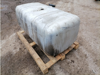 Fuel tank for Truck Mercedes-Benz Kütusepaak 390L A9604701303: picture 3 Fuel tank for Truck Mercedes-Benz Kütusepaak 390L A9604701303: picture 3