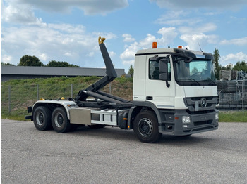 Hook lift truck MERCEDES-BENZ