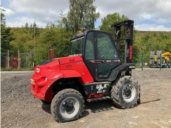 Rough terrain forklift Manitou M30-4: picture 3