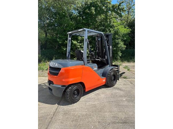 Diesel forklift Toyota 8FD45F: picture 2