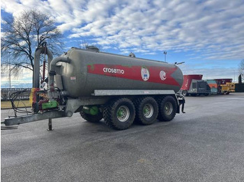 Slurry tanker