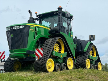 Farm tractor JOHN DEERE