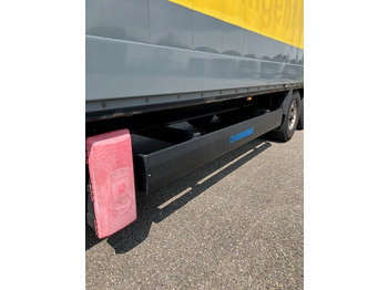 Closed box trailer KRONE SD Dryliner: picture 5