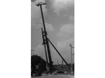 Drilling rig HITACHI