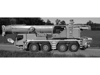 Mobile crane LIEBHERR LTM 1100
