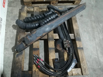 Loader crane