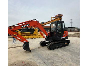 Mini excavator DOOSAN DH55