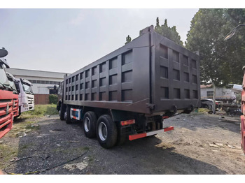 Tipper Sinotruk HOWO 371 8*4 Dump truck: picture 4