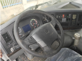 Tipper Sinotruk HOWO 6*4  Dump truck: picture 4