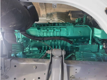 Tractor unit Sinotruk HOWO 371 Tractor: picture 5 Tractor unit Sinotruk HOWO 371 Tractor: picture 5