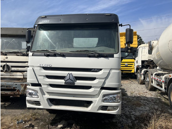 Tractor unit Sinotruk HOWO 420HP 6X4 Tractor: picture 4