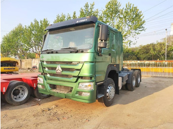 Tractor unit SINOTRUK HOWO