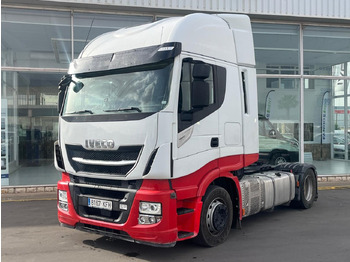Tractor unit IVECO