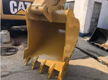 Crawler excavator CATERPILLAR 320 BL CAT  320BL: picture 2
