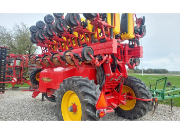 Precision sowing machine VÄDERSTAD