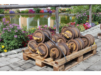 Track roller for Construction machinery Liebherr LR 621: picture 2