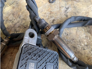 Muffler/ Exhaust system for Truck Cummins DAF euro 6 / euro 5 do regeneracji 5WK96751C DAF 4326862 Czujnik NOX, SONDA PRZED KATALIZATOREM Oryginał truck: picture 2 Muffler/ Exhaust system for Truck Cummins DAF euro 6 / euro 5 do regeneracji 5WK96751C DAF 4326862 Czujnik NOX, SONDA PRZED KATALIZATOREM Oryginał truck: picture 2