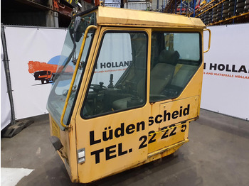 Cab and interior LIEBHERR