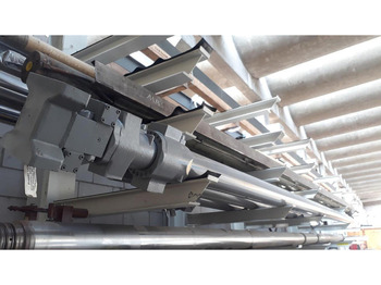 Hydraulic cylinder TEREX