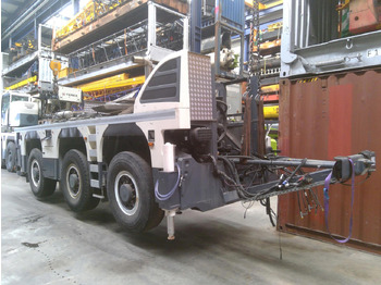 Mobile crane TEREX