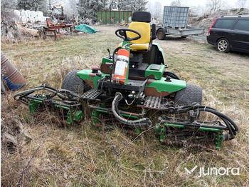 Garden mower Gräsklippare - John Deere 3235B: picture 2 Garden mower Gräsklippare - John Deere 3235B: picture 2
