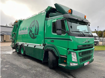 Garbage truck VOLVO FM 330