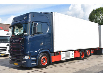Refrigerator truck SCANIA S 520