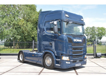 Tractor unit SCANIA S 450