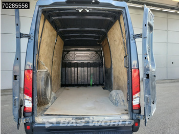 Lease a Iveco Daily 35S18 3.0L Automaat L2H2 3,5t Trekhaak LED Navi Airco Cruise Camera Euro6 L2 11m3 Airco Trekhaak Cruise control Iveco Daily 35S18 3.0L Automaat L2H2 3,5t Trekhaak LED Navi Airco Cruise Camera Euro6 L2 11m3 Airco Trekhaak Cruise control: picture 3