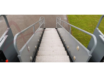 Passenger stairs AMSS SKYWAY 66-148: picture 5