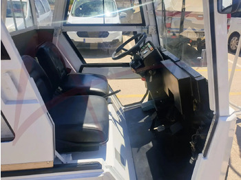 Baggage tractor CHARLATTE T135 AC: picture 4 Baggage tractor CHARLATTE T135 AC: picture 4