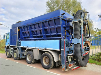 Vacuum truck IVECO