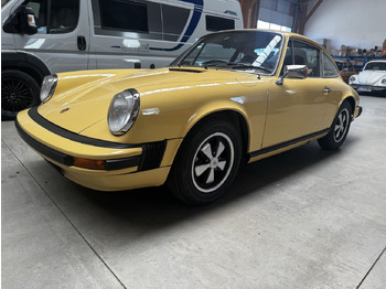 Car PORSCHE