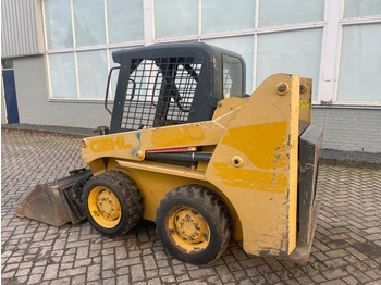 Skid steer loader Gehl 3840 E     2015: picture 3