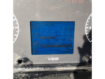 Mobile crane XCMG Official Used Truck Lifting Crane XCT110 100 Ton Mobile Crane Price List: picture 5