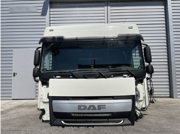 Cab DAF XF 106