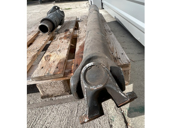 Propeller shaft DAF CF EURO 6 440 DRIVE SHAFT LENGTH 1640 MM: picture 3 Propeller shaft DAF CF EURO 6 440 DRIVE SHAFT LENGTH 1640 MM: picture 3