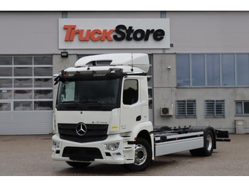 Cab chassis truck MERCEDES-BENZ Actros