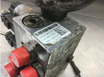 Valve Liebherr Switch On Block: picture 2