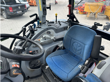 Farm tractor New Holland T4.105: picture 5