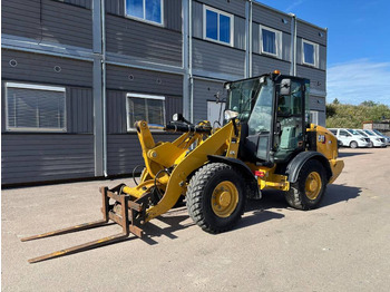 Wheel loader CATERPILLAR 906M