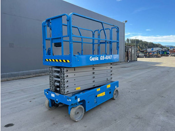 Scissor lift GENIE