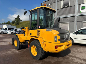 Wheel loader Volvo L 30 GS: picture 2