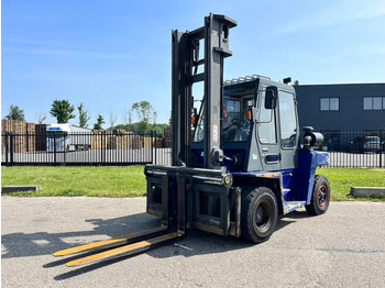Diesel forklift Caterpillar DP70: picture 4