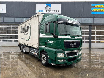 Curtainsider truck MAN TGX 26.480 6x2: picture 3