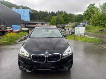 Hatchback Marke BMW 218d xDrive: picture 2