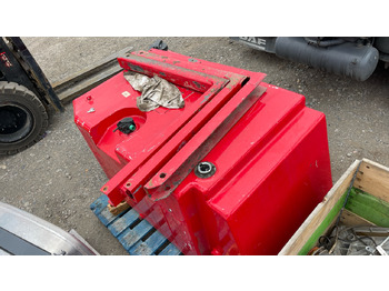 Construction equipment FUEL TANK: picture 2