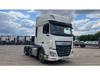 Tractor unit DAF XF 460