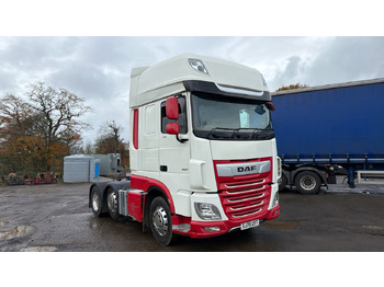 Tractor unit DAF XF 530