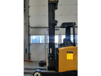 Reach truck YALE